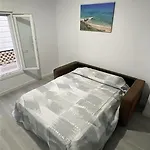 Nuevo Murillo I 아파트 콘일데라프론테라